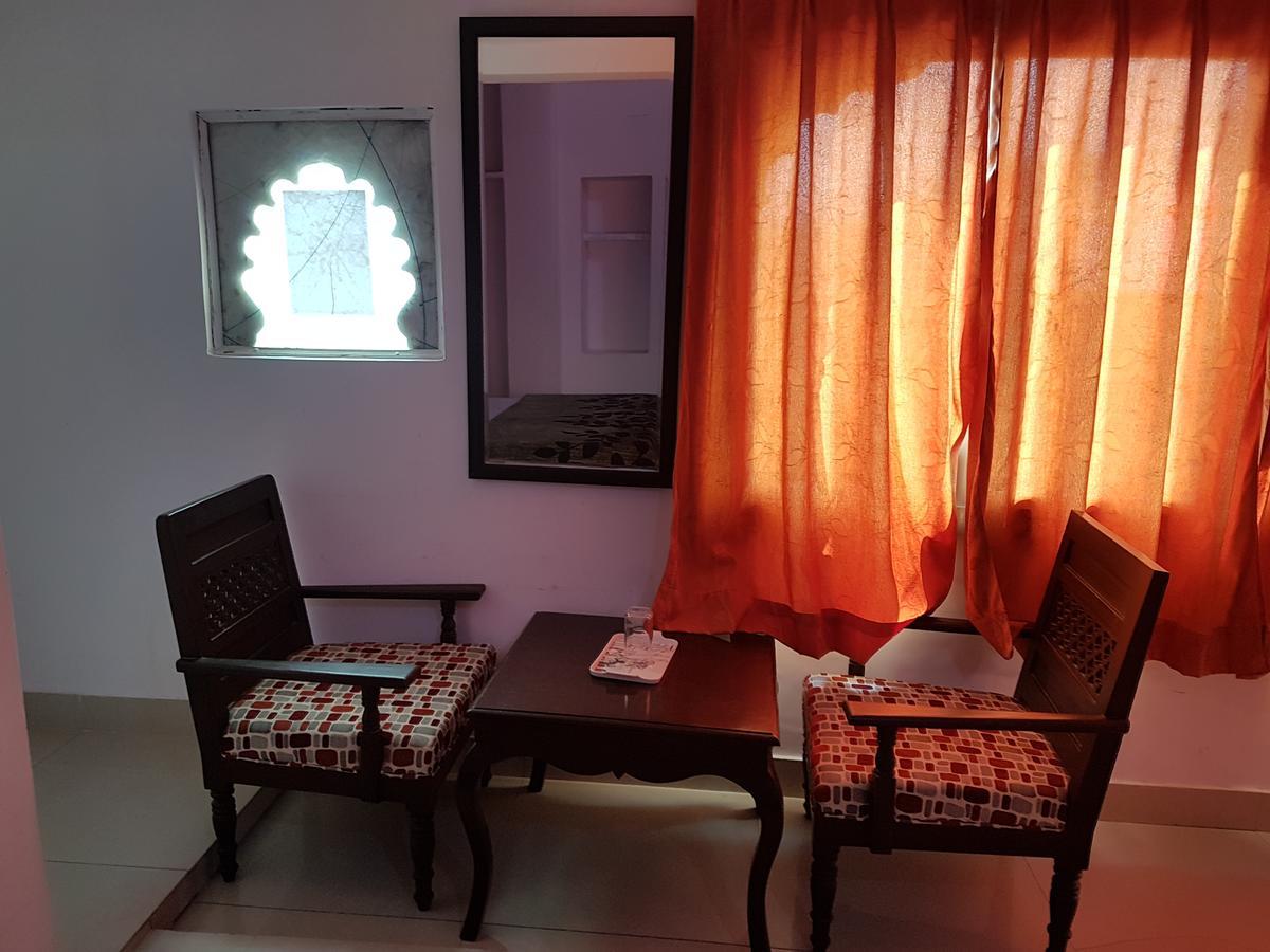 אודייפור Devi Vilas Guest House מראה חיצוני תמונה