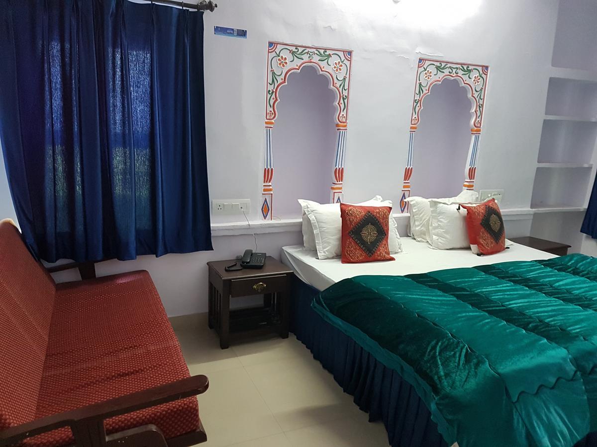 אודייפור Devi Vilas Guest House מראה חיצוני תמונה